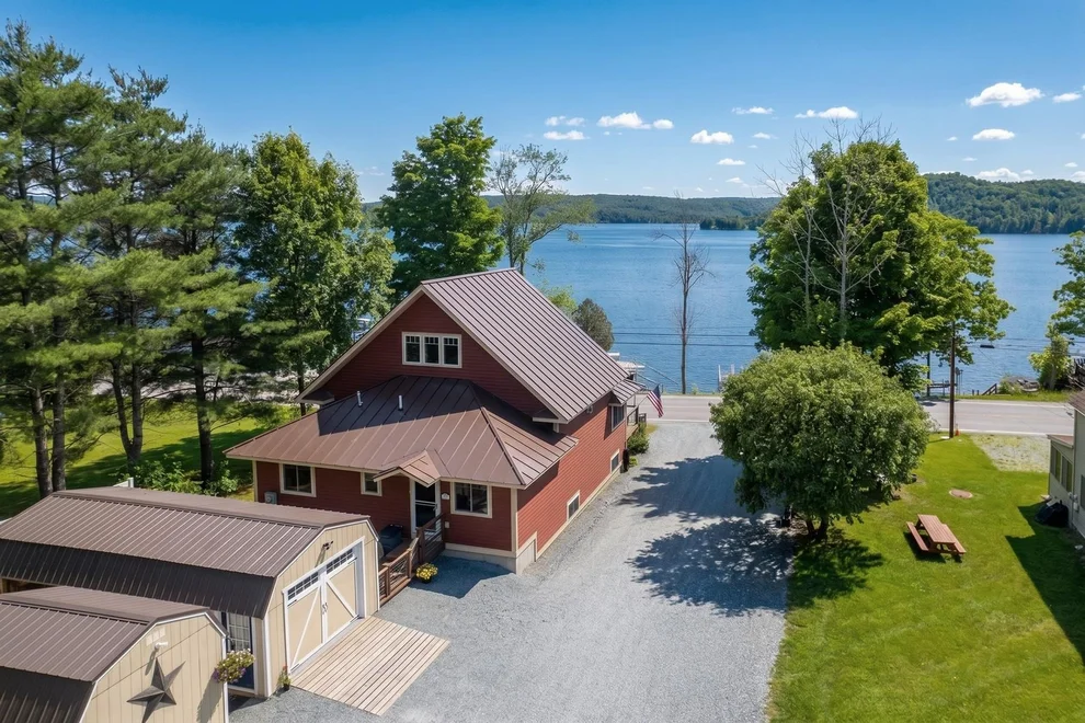 Unit for sale at 2996 Rte 30 N, Castleton, VT 05732