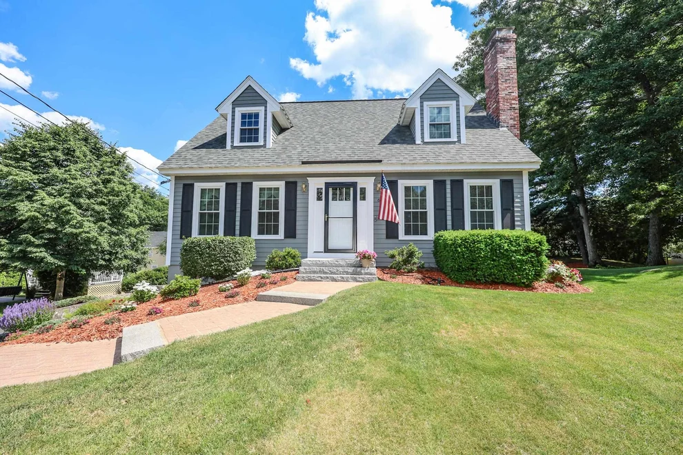 Unit for sale at 6 Grace, Nashua, NH 03062