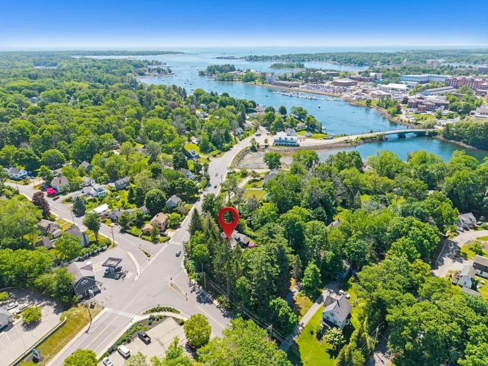 Unit for sale at 52 Whipple, Kittery, ME 03904