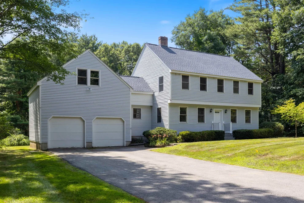 Unit for sale at 5 Huntington, Hampton, NH 03842