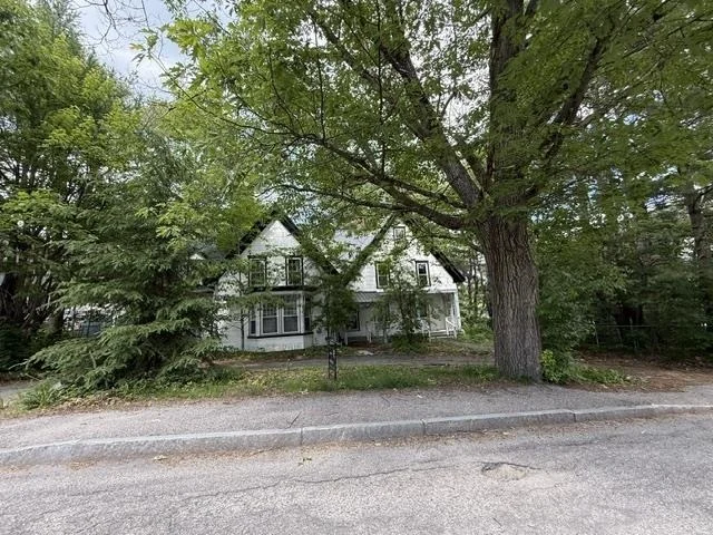 Unit for sale at 28 High, Littleton, NH 03561