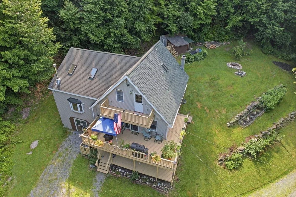 Unit for sale at 87 B Hill, Pownal, VT 05261