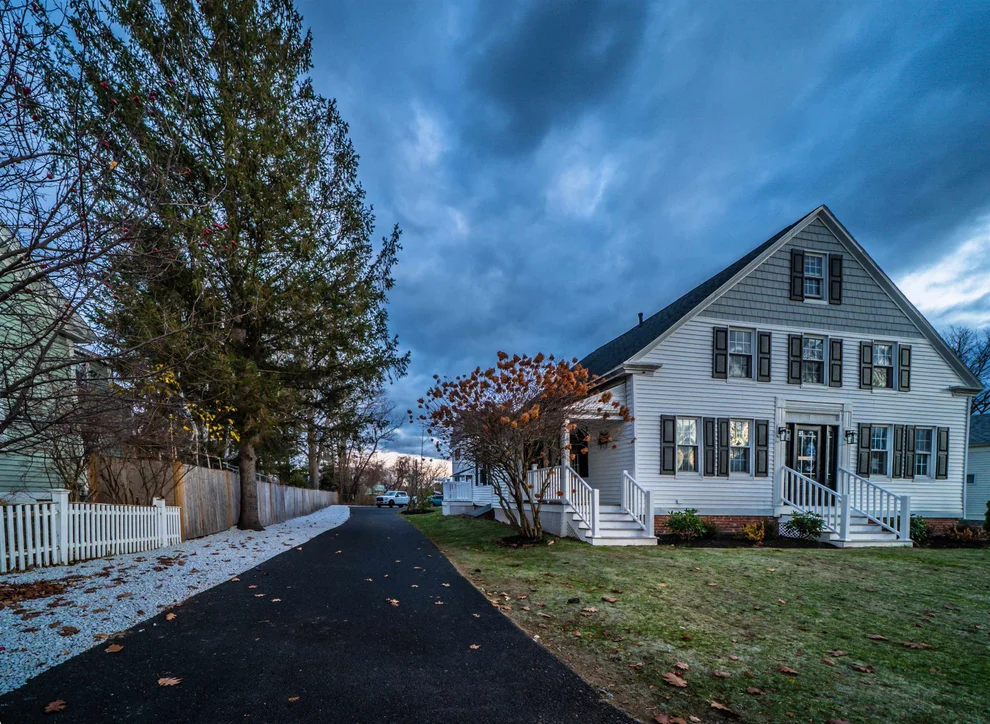 Unit for sale at 50c Linden, Exeter, NH 03833