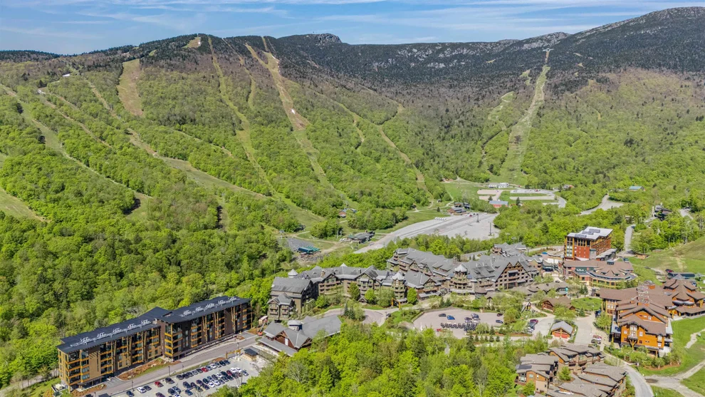 Unit for sale at 69 Hourglass, Stowe, VT 05672