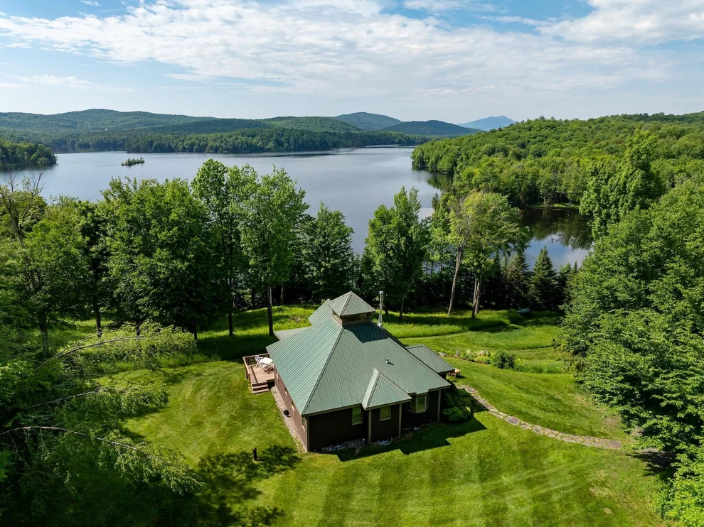 Unit for sale at 450 Patnoe Farm, Hyde Park, VT 05655