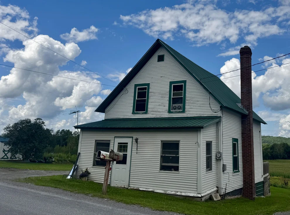 Unit for sale at 166 Perley, Berkshire, VT 05447