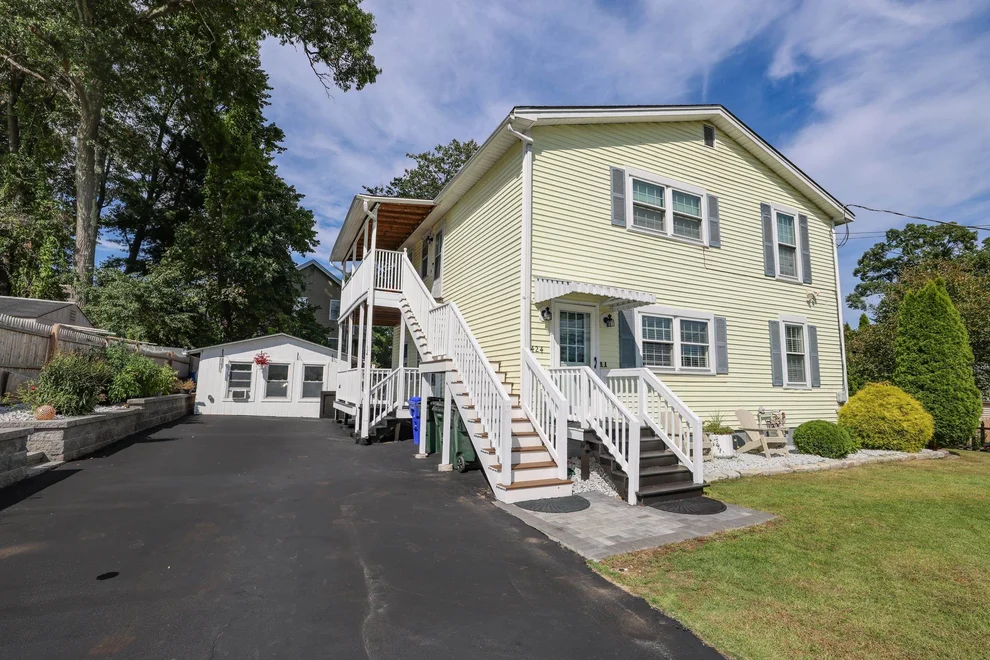 Unit for sale at 424 Gold, Manchester, NH 03103