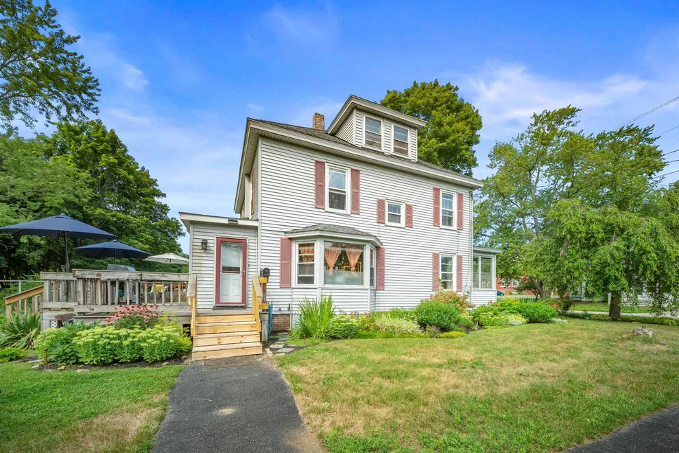 Unit for sale at 13 Railroad, Rochester, NH 03839