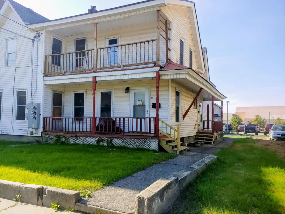 Unit for sale at 31 Granite, Barre City, VT 05641