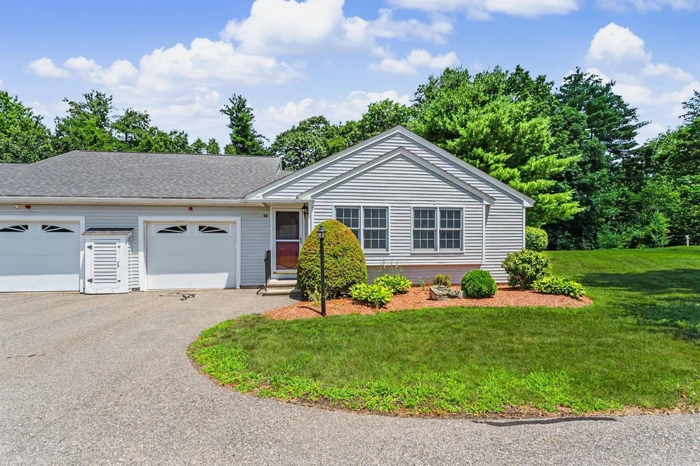 Unit for sale at 30 Rainbow, Londonderry, NH 03053