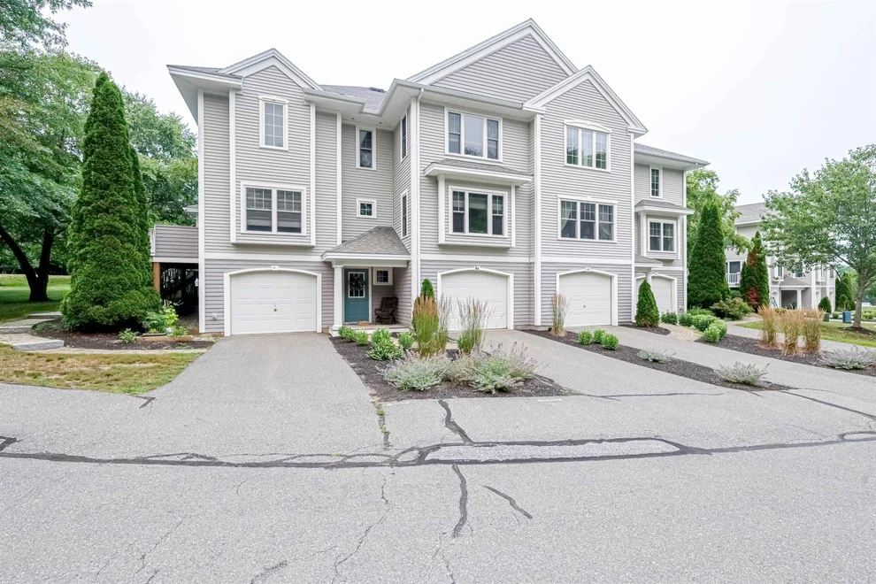 Unit for sale at 6 Stonewall, Exeter, NH 03833