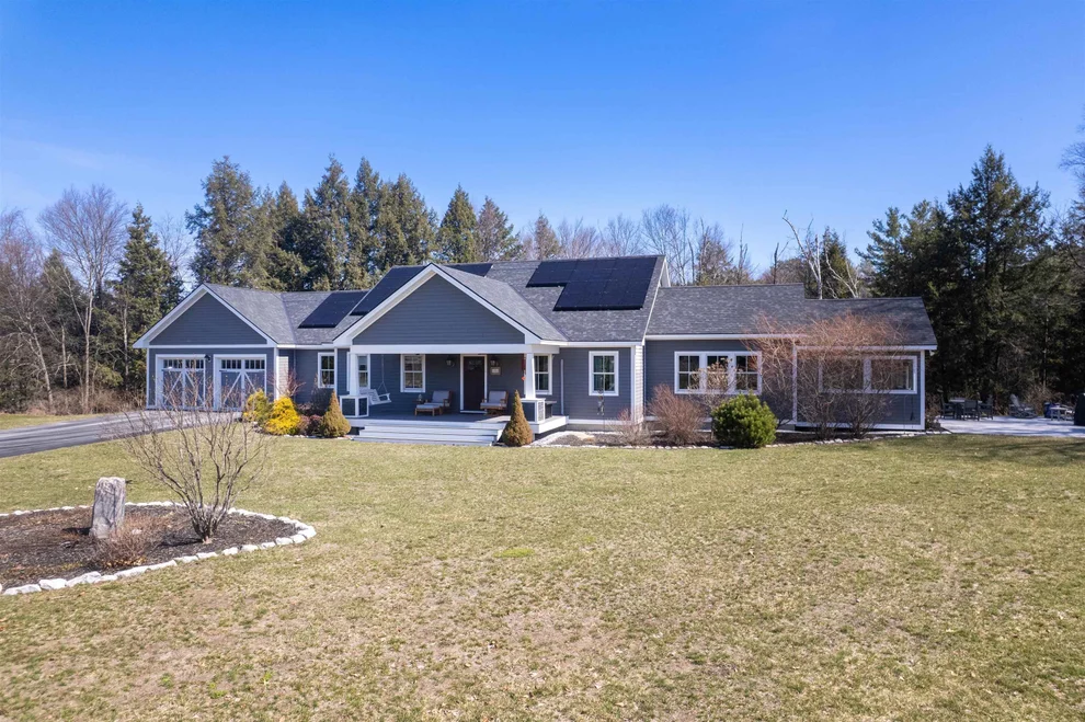 Unit for sale at 221 Deer Field Acres, Pittsford, VT 05763