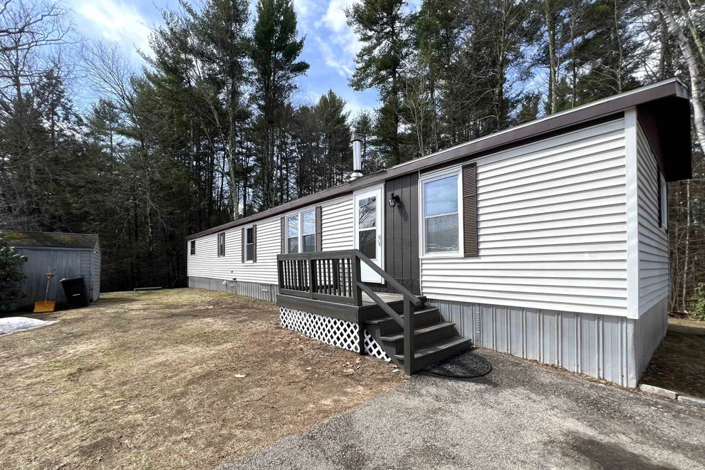 Unit for sale at 47 Fogg, Epping, NH 03042