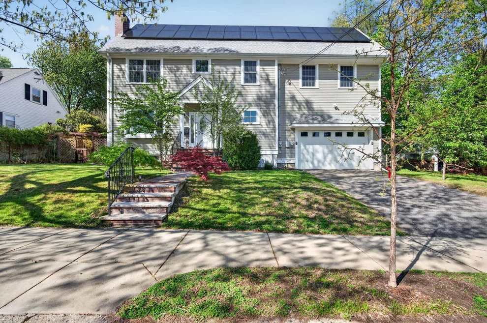 Unit for sale at 182 Adams, Newton, MA 02465