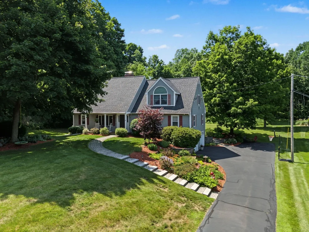 Unit for sale at 16 Quail, Hampstead, NH 03841
