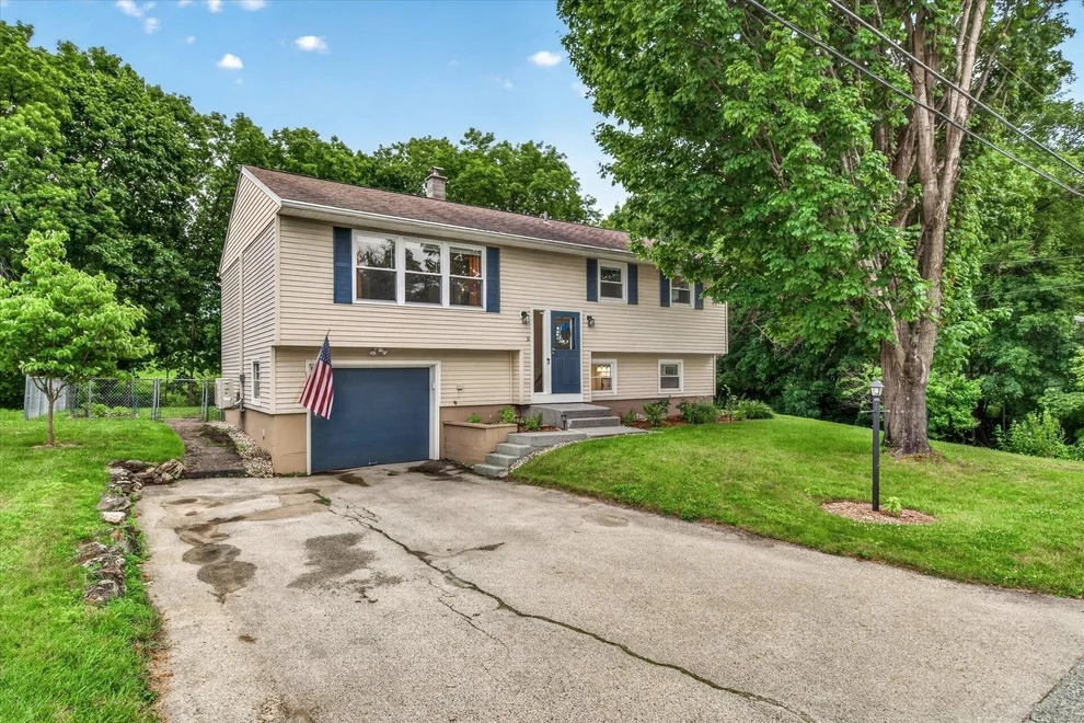 Unit for sale at 31 Ronaldo, Rutland City, VT 05701