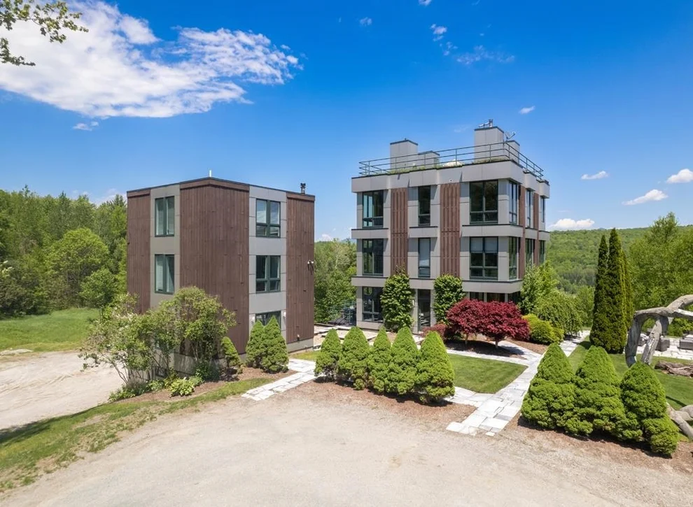 Unit for sale at 1450 Clarendon, West Rutland, VT 05777
