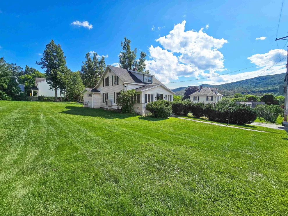 Unit for sale at 286 Thrall, West Rutland, VT 05777