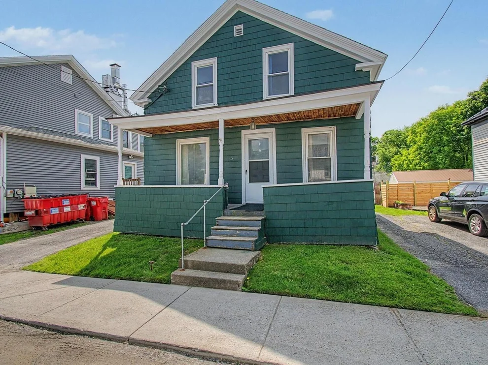 Unit for sale at 2 Winooski, Waterbury, VT 05676