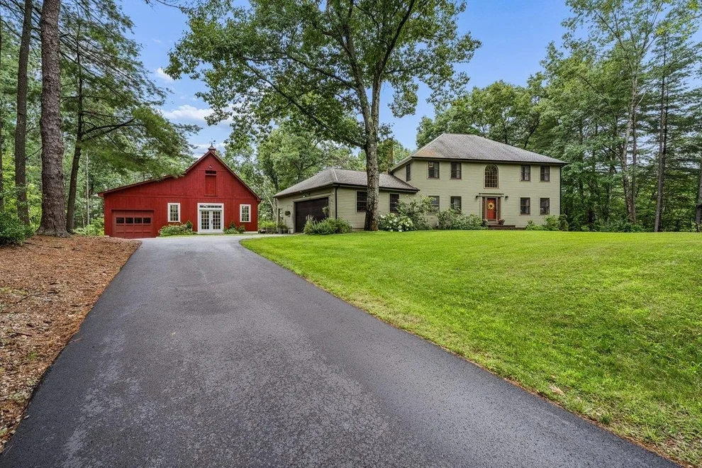 Unit for sale at 5 Cajun, Bedford, NH 03110