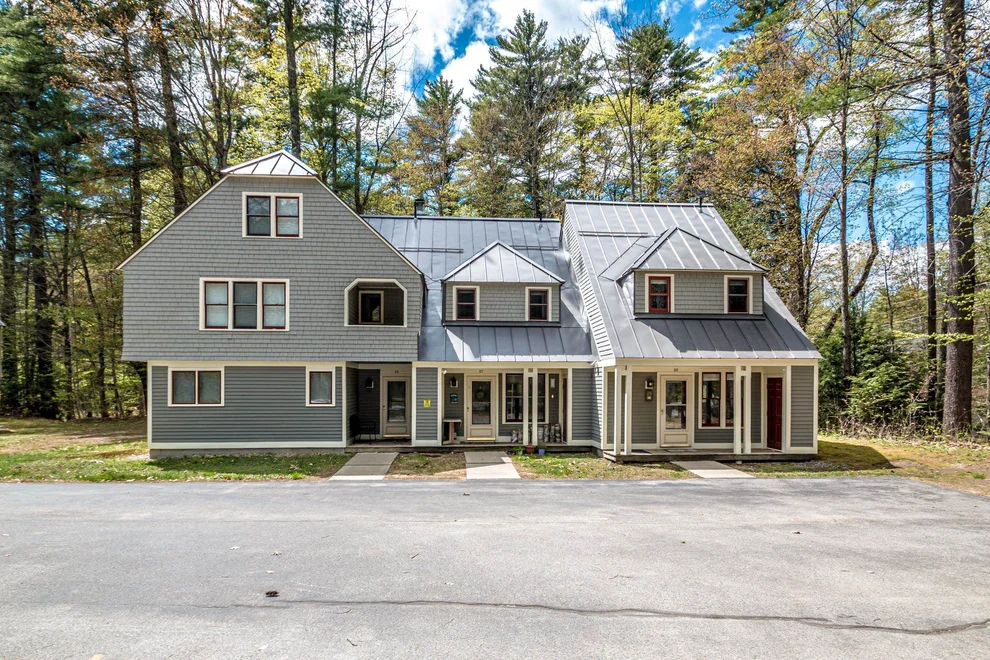 Unit for sale at 124 Old Bartlett, Conway, NH 03860