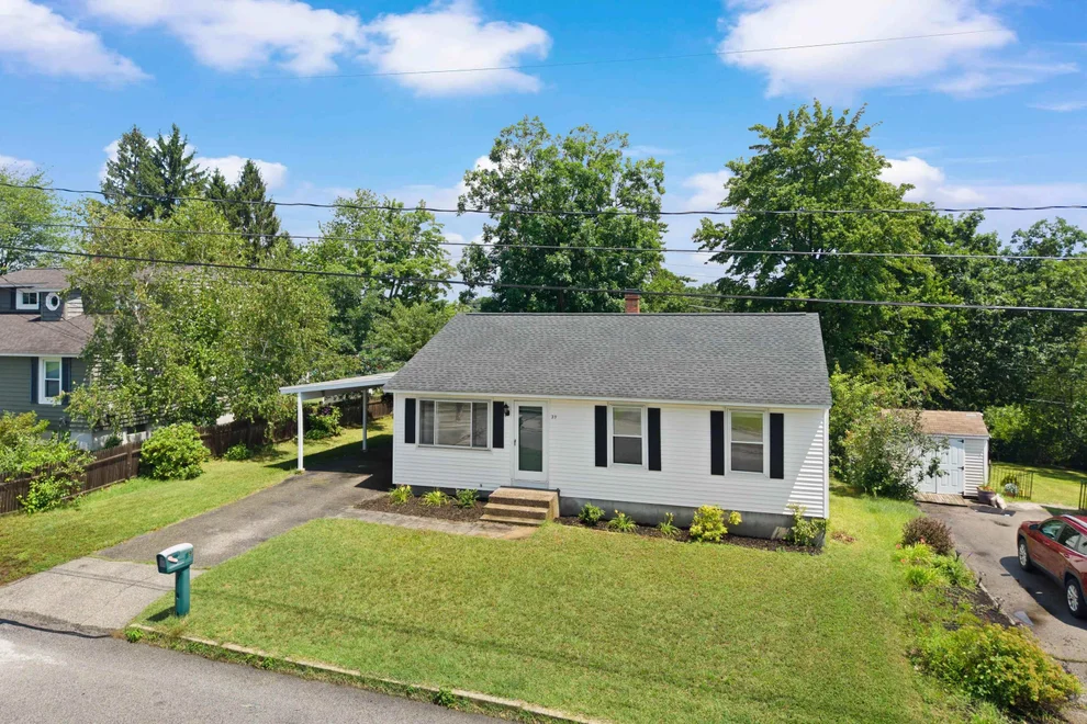 Unit for sale at 29 Devco, Manchester, NH 03103