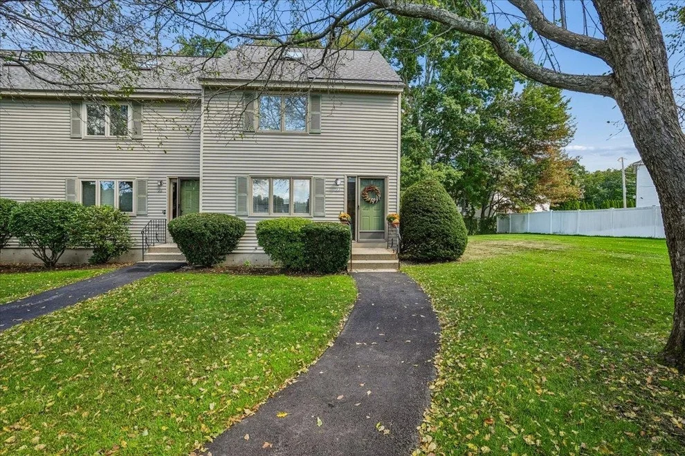 Unit for sale at 33 Eastmeadow, Manchester, NH 03109