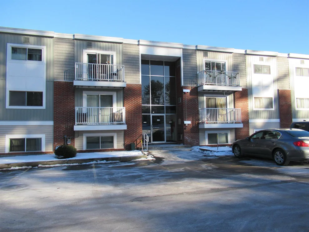 Unit for sale at 189 N. Capitol Hill, Londonderry, NH 03053