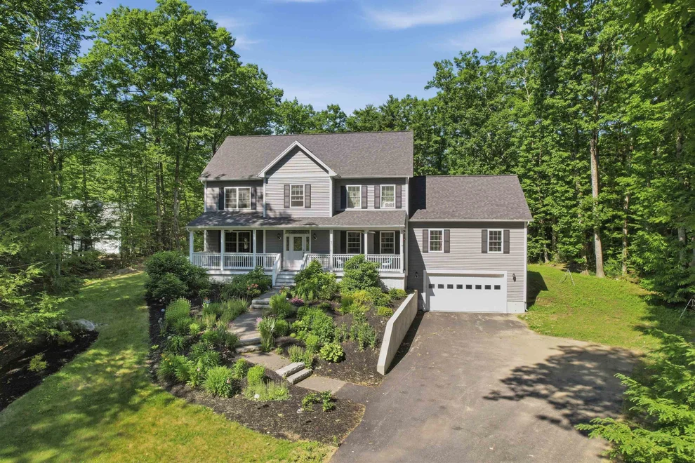 Unit for sale at 7 Lefevre, Kingston, NH 03848