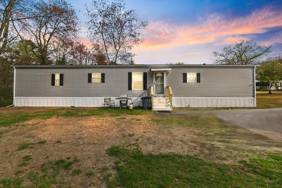Unit for sale at 30 Kendall Pond, Derry, NH 03038