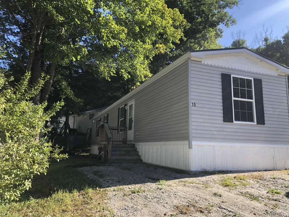 Unit for sale at 10 Monroe, Allenstown, NH 03275