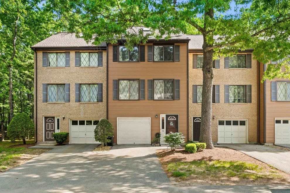 Unit for sale at 12 Winrow, Merrimack, NH 03054
