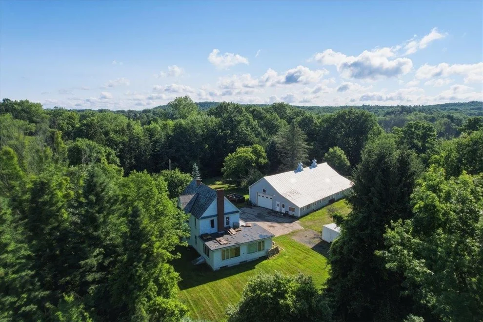 Unit for sale at 527 Heineberg, Colchester, VT 05446