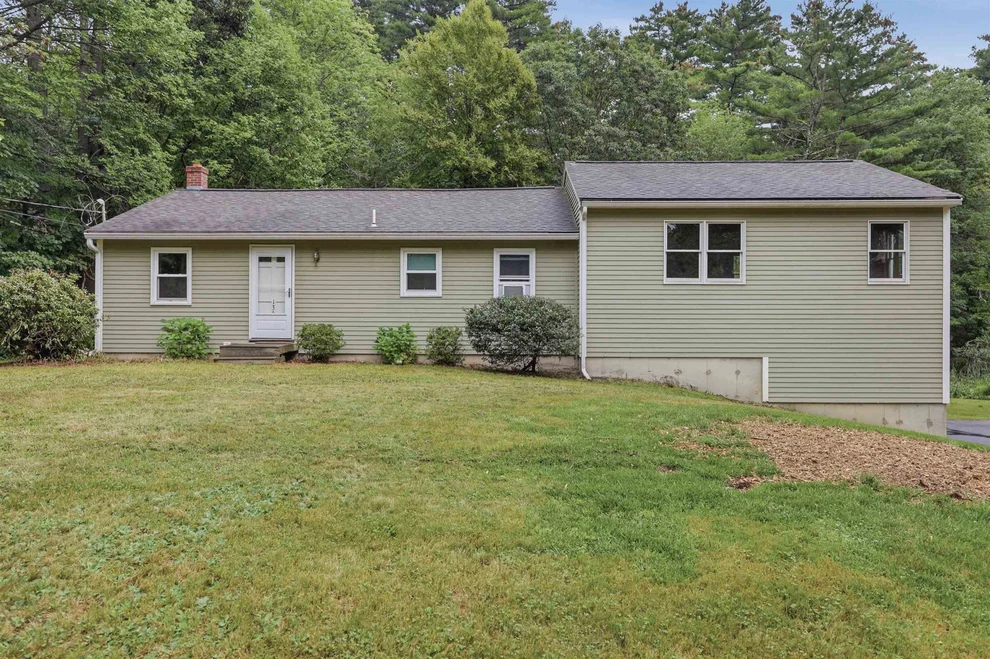 Unit for sale at 134 S Main, Newton, NH 03858