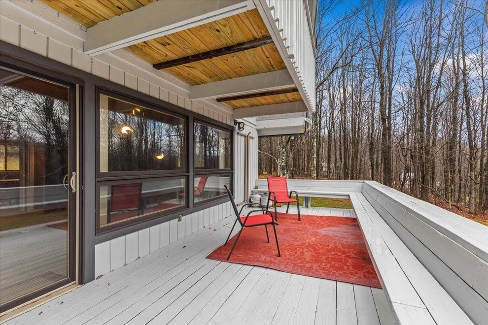 Unit for sale at 953 Lincoln Gap, Warren, VT 05674