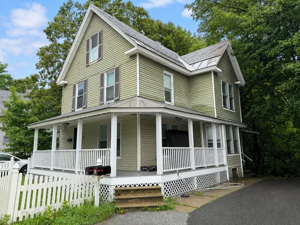 Unit for sale at 51 Andover, Ludlow, VT 05149