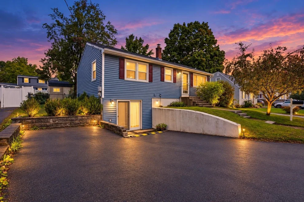 Unit for sale at 77 Coburn, Manchester, NH 03102