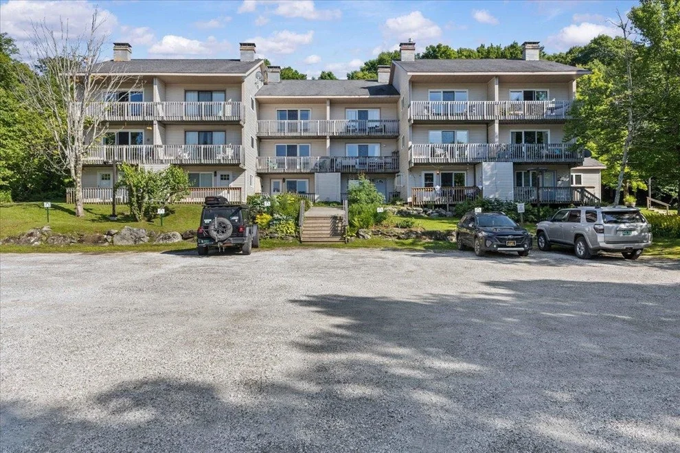 Unit for sale at 4232 Bolton Valley Access, Bolton, VT 05477