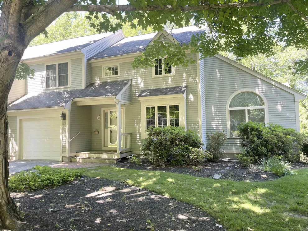 Unit for sale at 63 Peninsula, Stratham, NH 03885