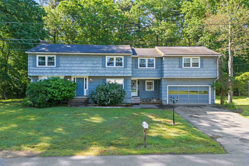 Unit for sale at 20 Garrison, Salem, NH 03079