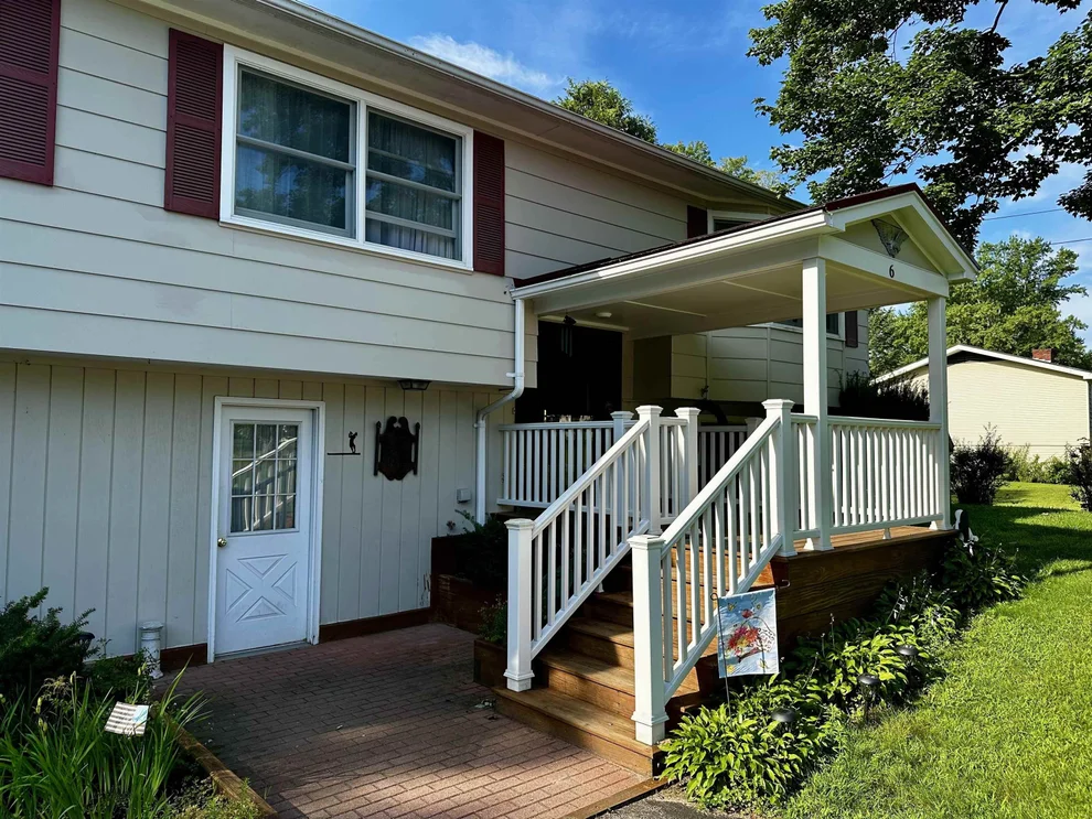 Unit for sale at 6 Green Knolls, Rutland City, VT 05701