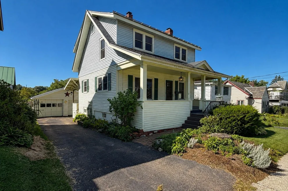 Unit for sale at 21 Adams, Burlington, VT 05401