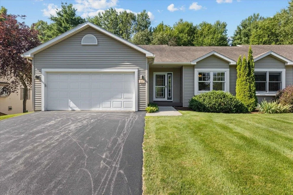 Unit for sale at 331 Bittersweet, Williston, VT 05495