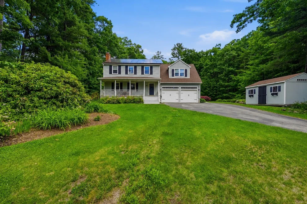 Unit for sale at 26 Severance, Londonderry, NH 03053