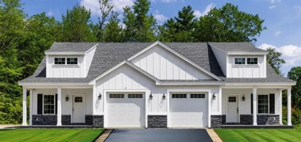 Unit for sale at 5 Cameron, Hampstead, NH 03841
