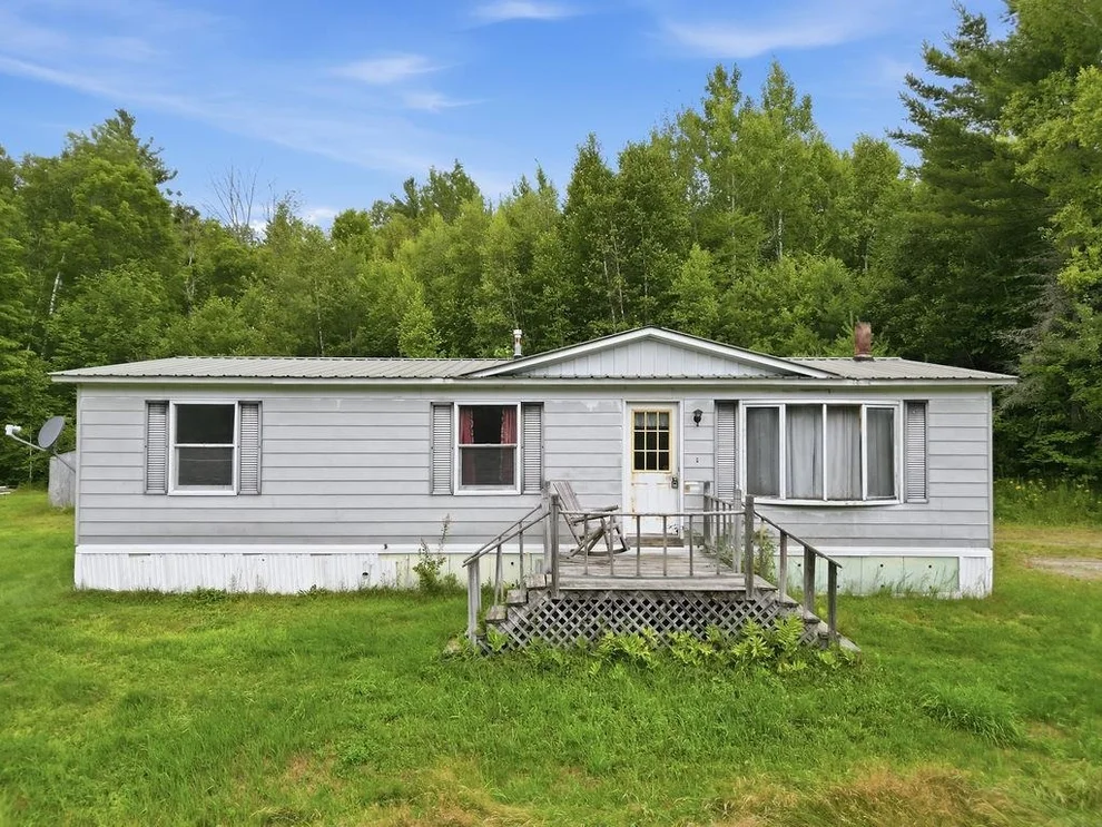 Unit for sale at 45 Pleasant View, Warren, NH 03279