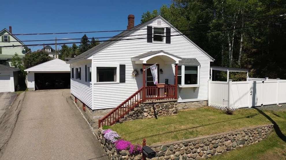 Unit for sale at 405 Westcott, Berlin, NH 03570