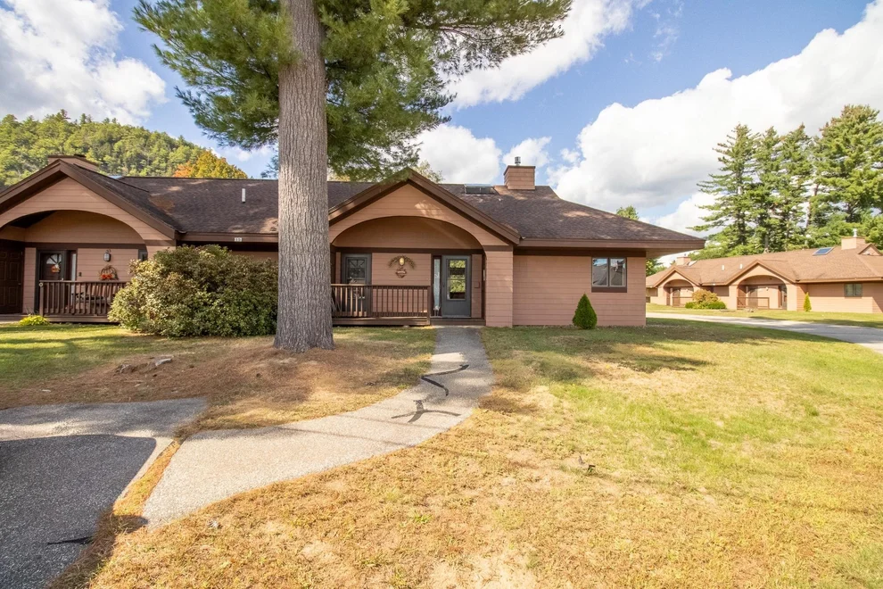 Unit for sale at 15 Jack O Lantern, Woodstock, NH 03293