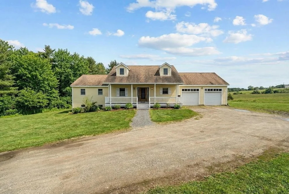 Unit for sale at 218 County Farm, Dover, NH 03820