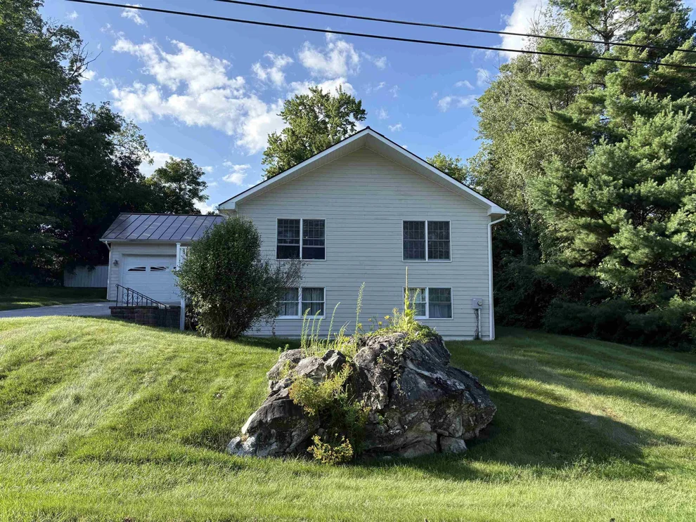 Unit for sale at 8 Lamontagne, Rutland City, VT 05701